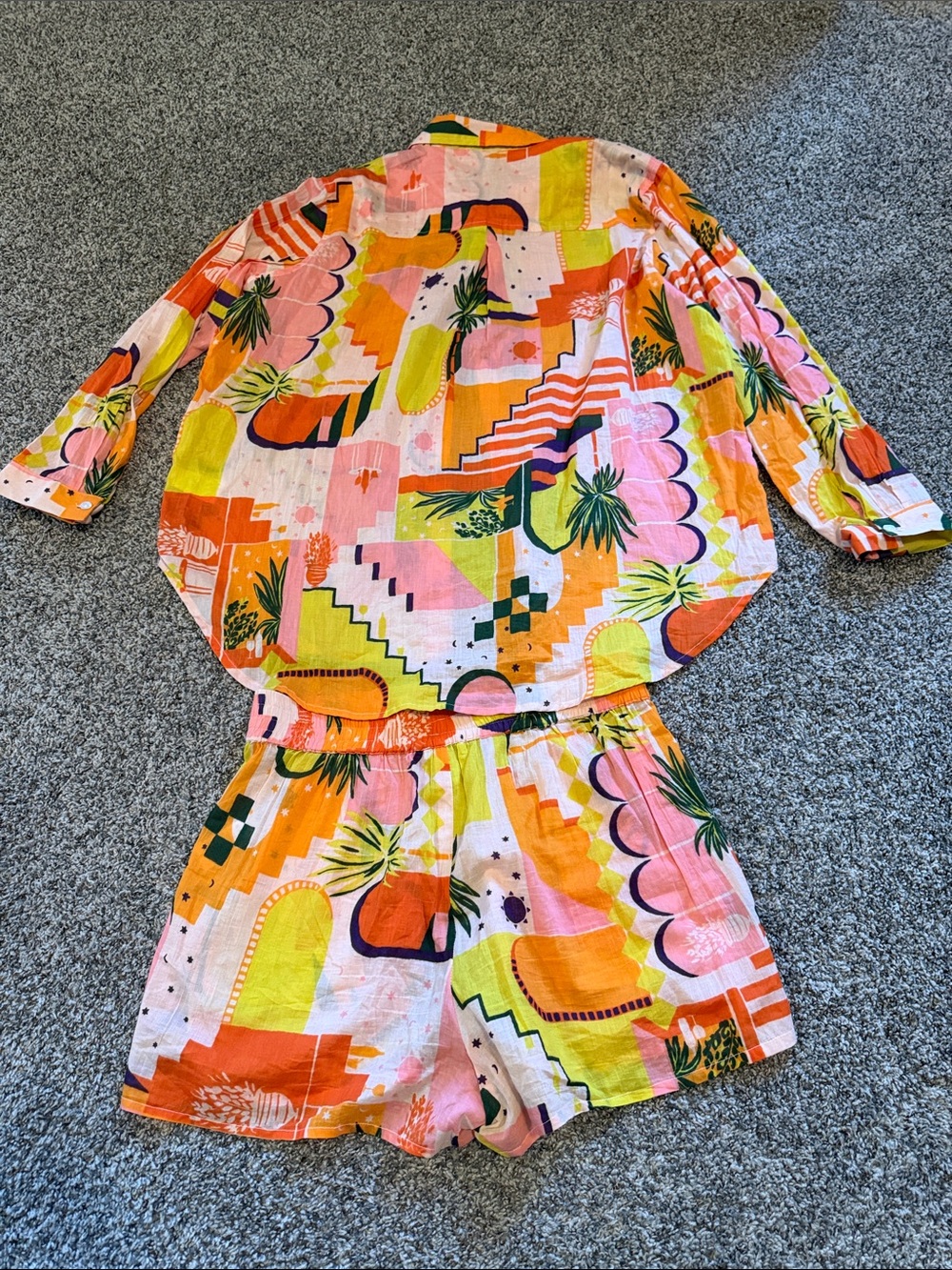 Haute Hippie Pink, Orange & Yellow Geometric Palm Women's Lounge Set Size Large - Picture 6 of 6